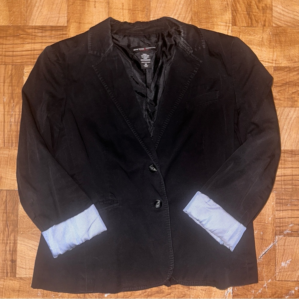 Flash Sale!! New York & Company Black Velvet Blazer with Rolled Cuffs